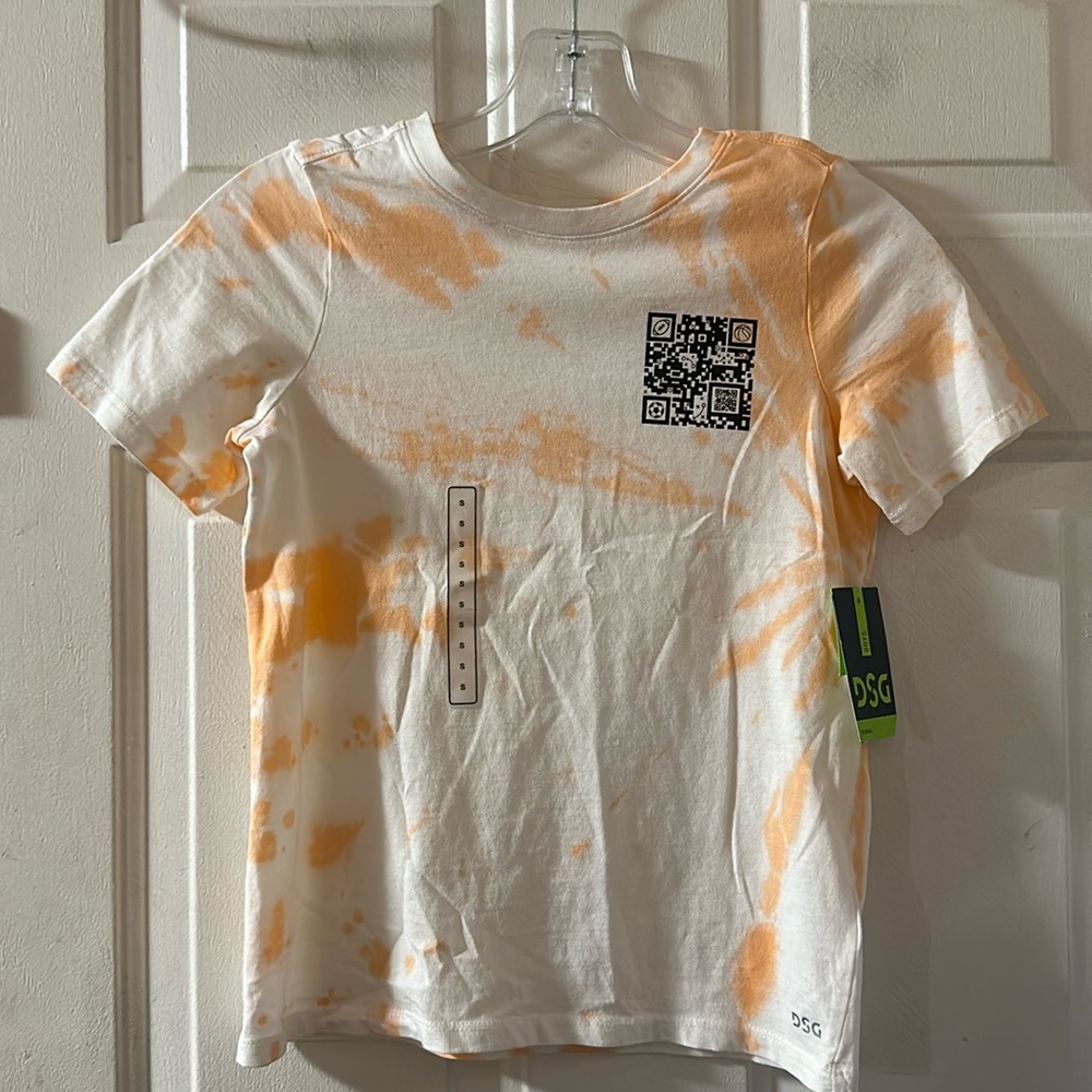 DSG Trend Short Sleeve Graphic T-Shirt: QR GRAPHIC: TIE DYE: NEW WITH TAGS: SZ S